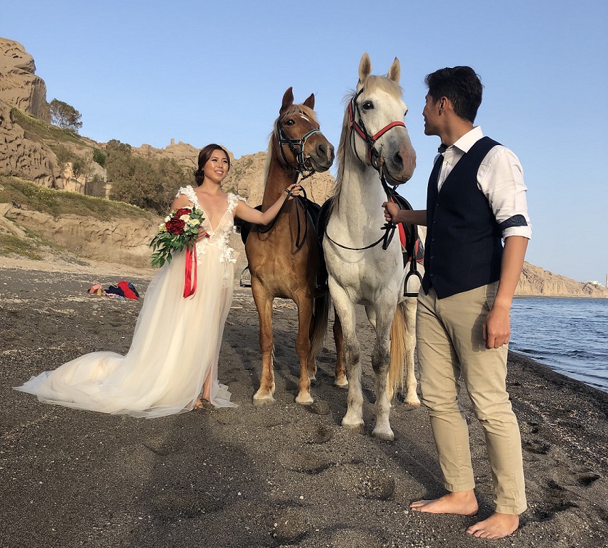 Private Horse Riding Tours in Santorini